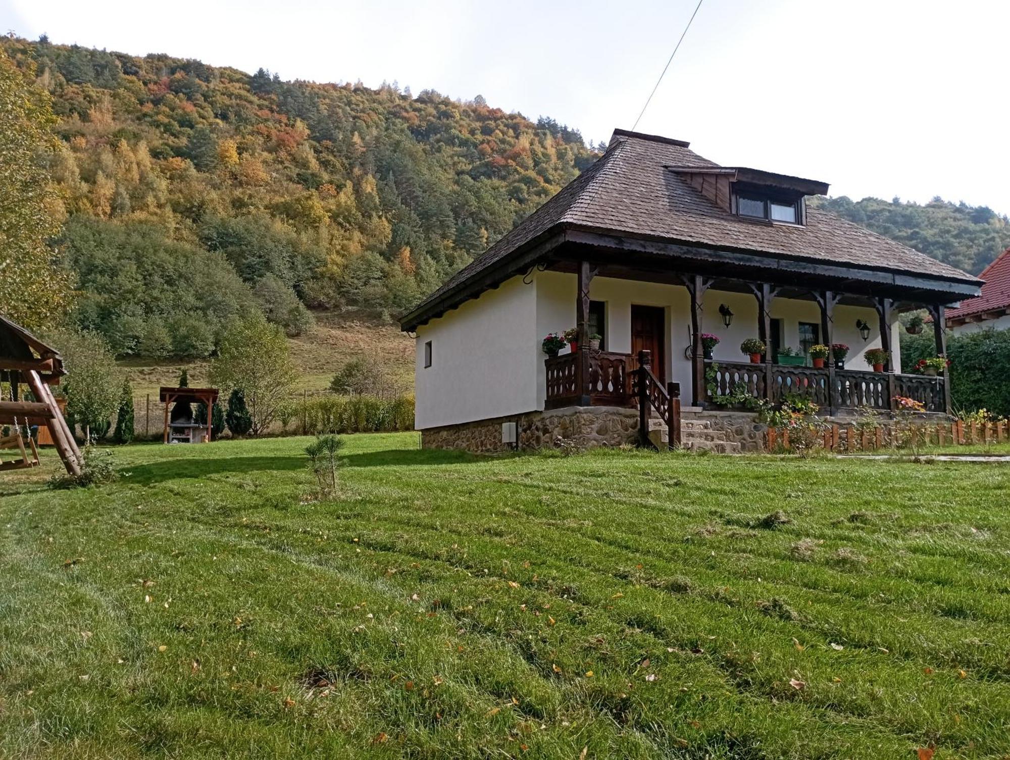 Villa Casuta Din Rusca Sebesu de Jos Esterno foto
